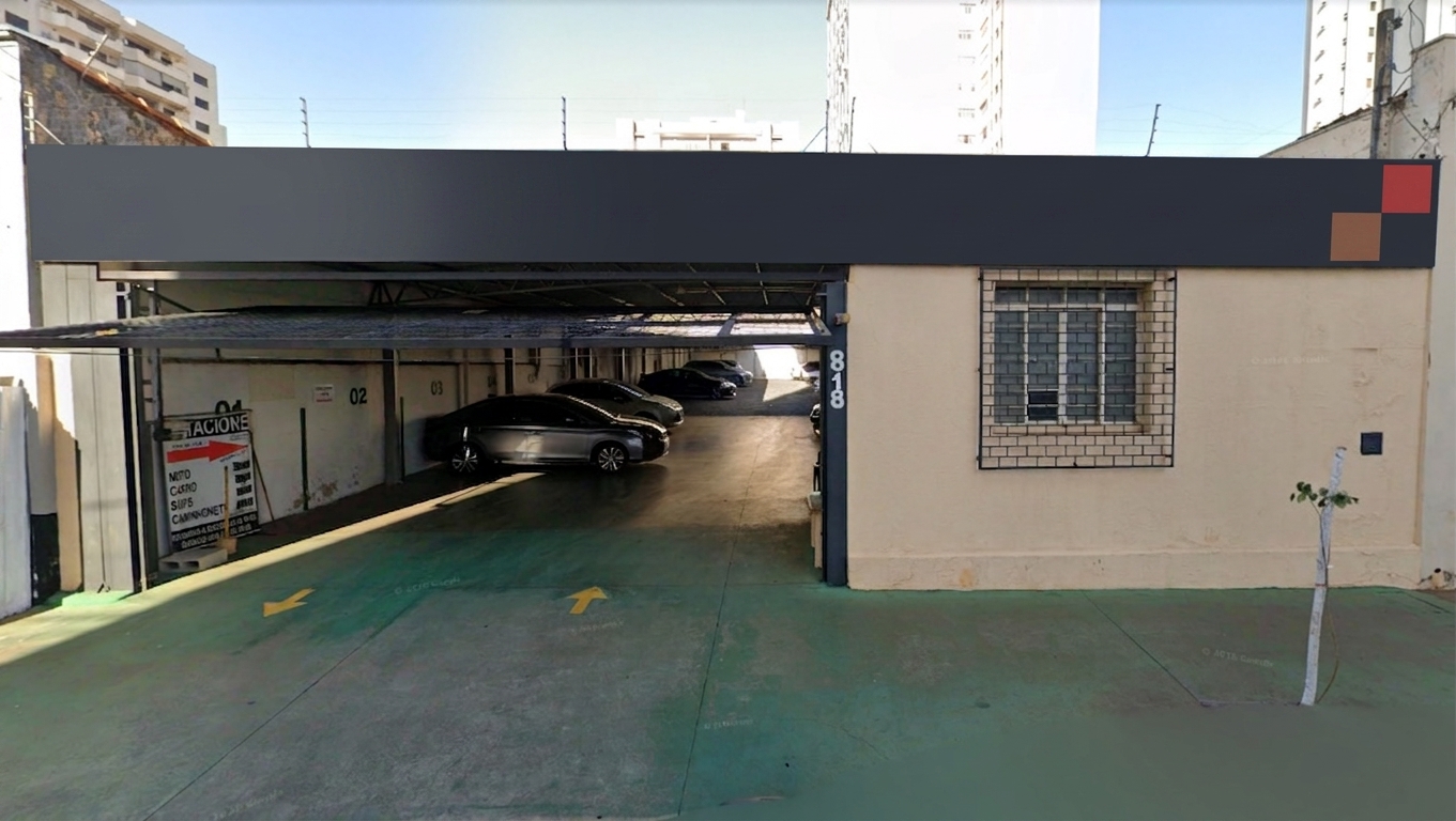 Entrada do Estacionamento Centro Ribeirão Preto na Rua Américo Brasiliense, 818